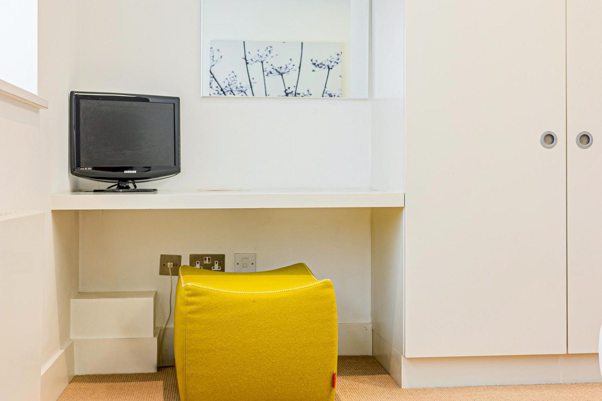 Apartment Modern 1br Flat Near Monument Station, London! London