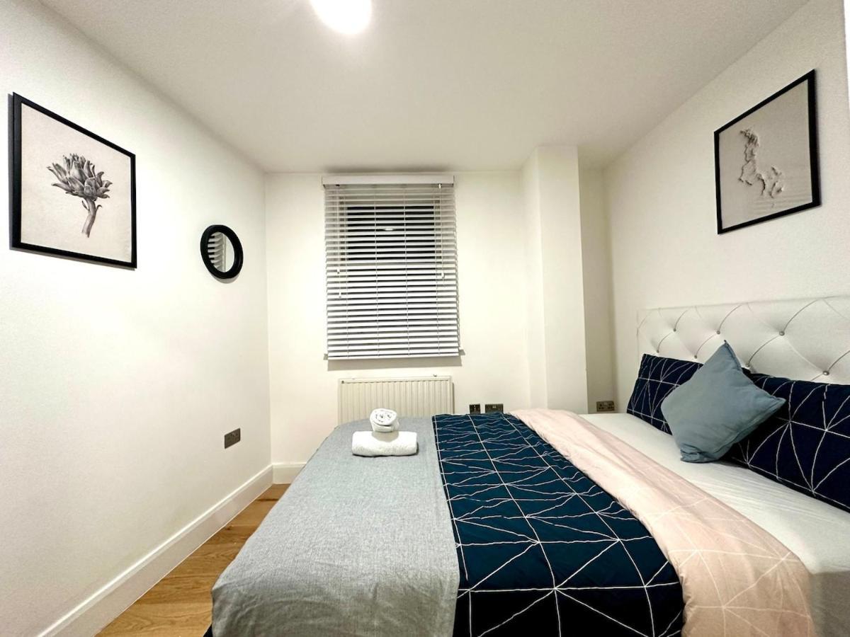 Deluxe Entire Flat In Centre Apartment