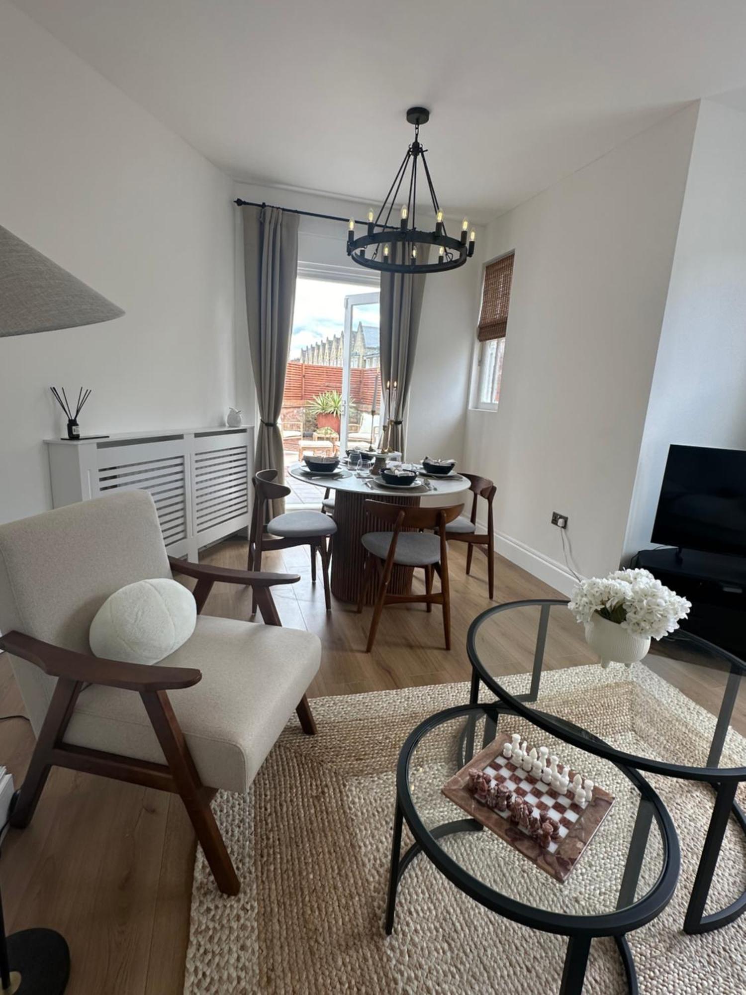 Apartment Entire Flat In The Diamond Of Battersea