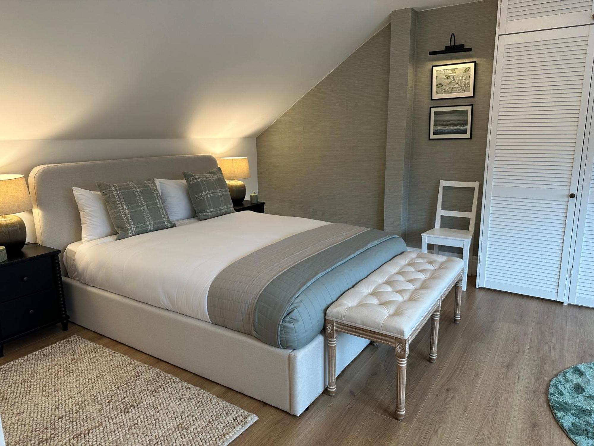 Entire Flat In The Diamond Of Battersea