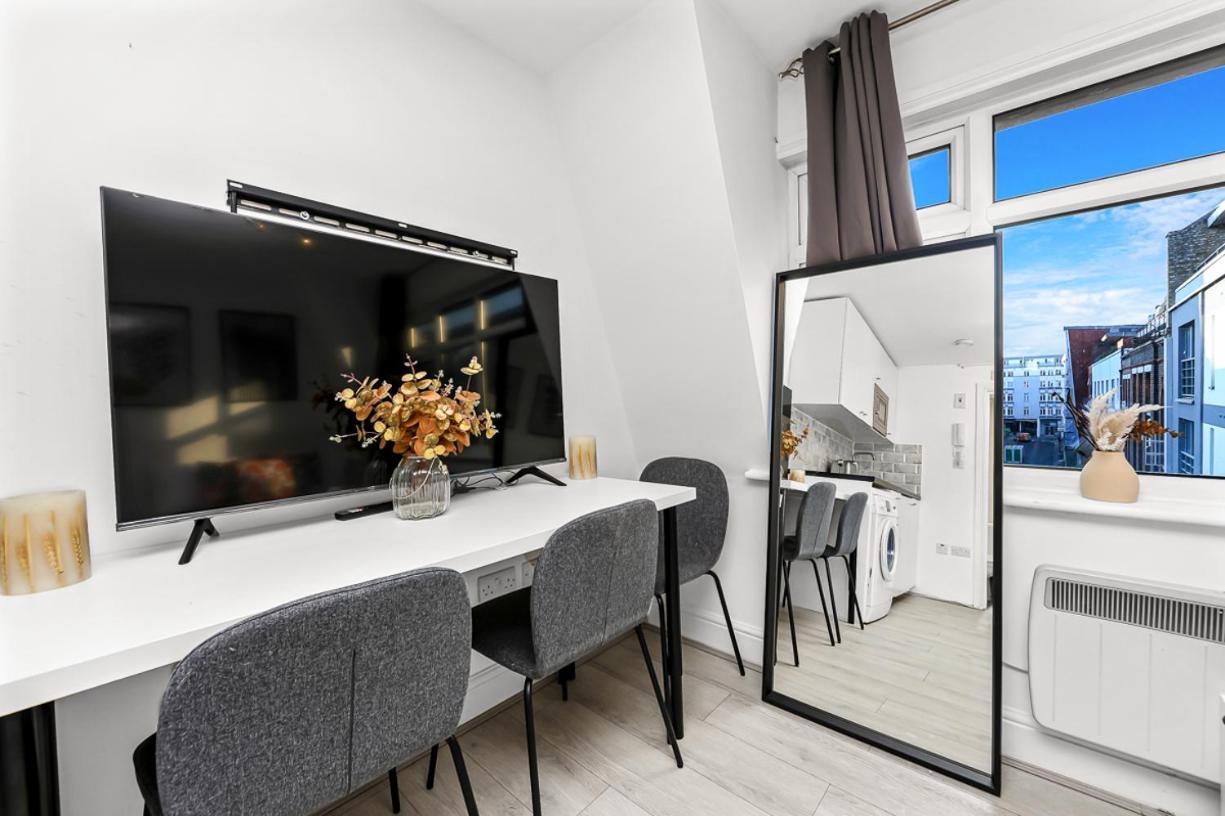 Cosy Farringdon Apartment London