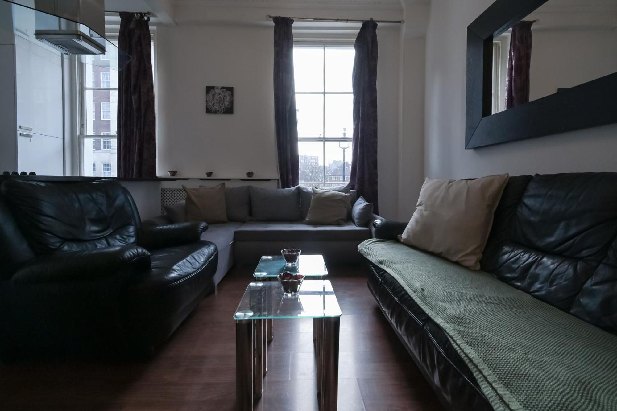 Queensway Hyde Park Flat By Dc Guest house