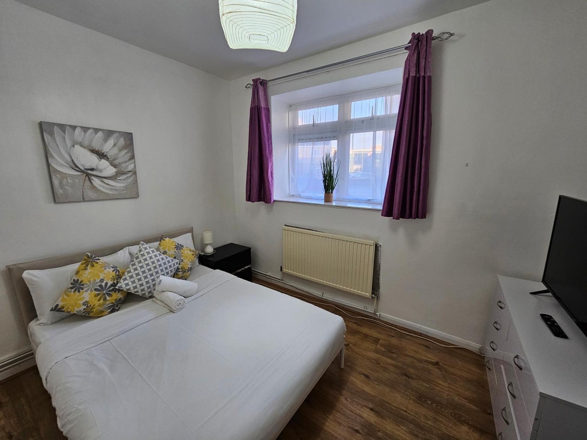Globe Guest house London