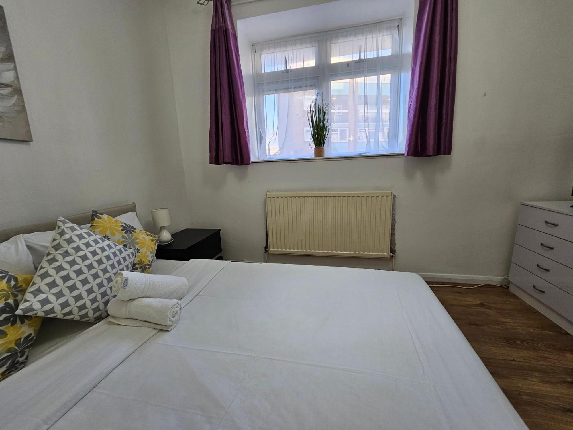 Globe Guest house