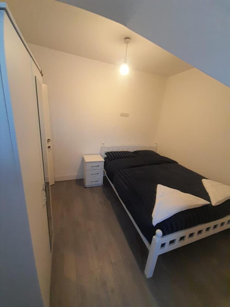 Homestay Rayan's Stratford *