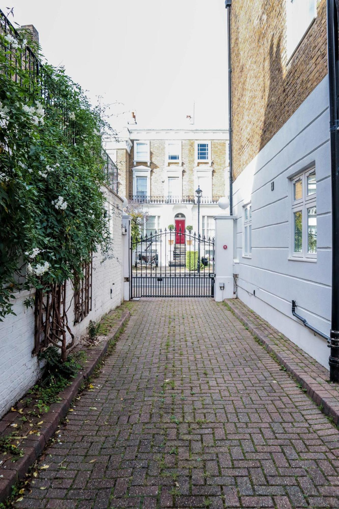 Spacious 4-bed In St.john's Wood Apartamento *