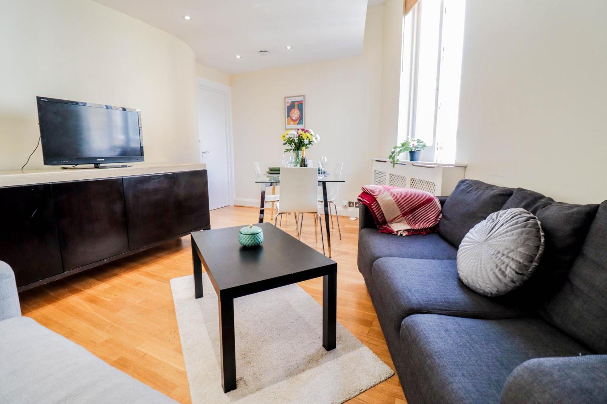 Spacious 4-bed In St.john's Wood * London