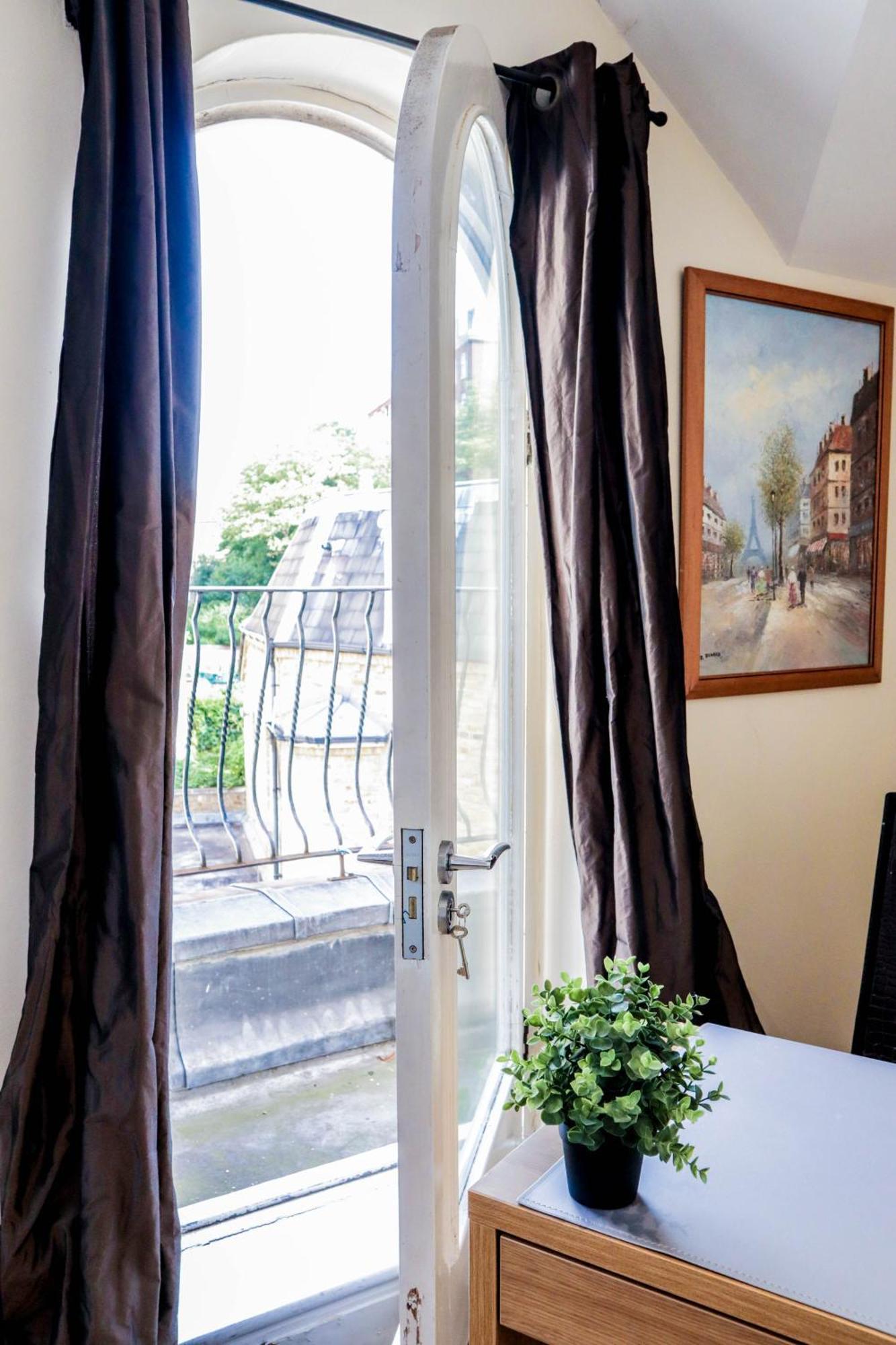 Spacious 4-bed In St.john's Wood Apartamento Londres
