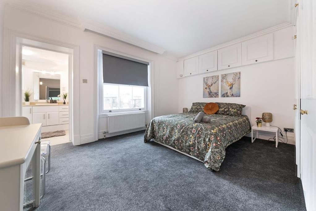 Apartment Knightsbridge Two Bed
