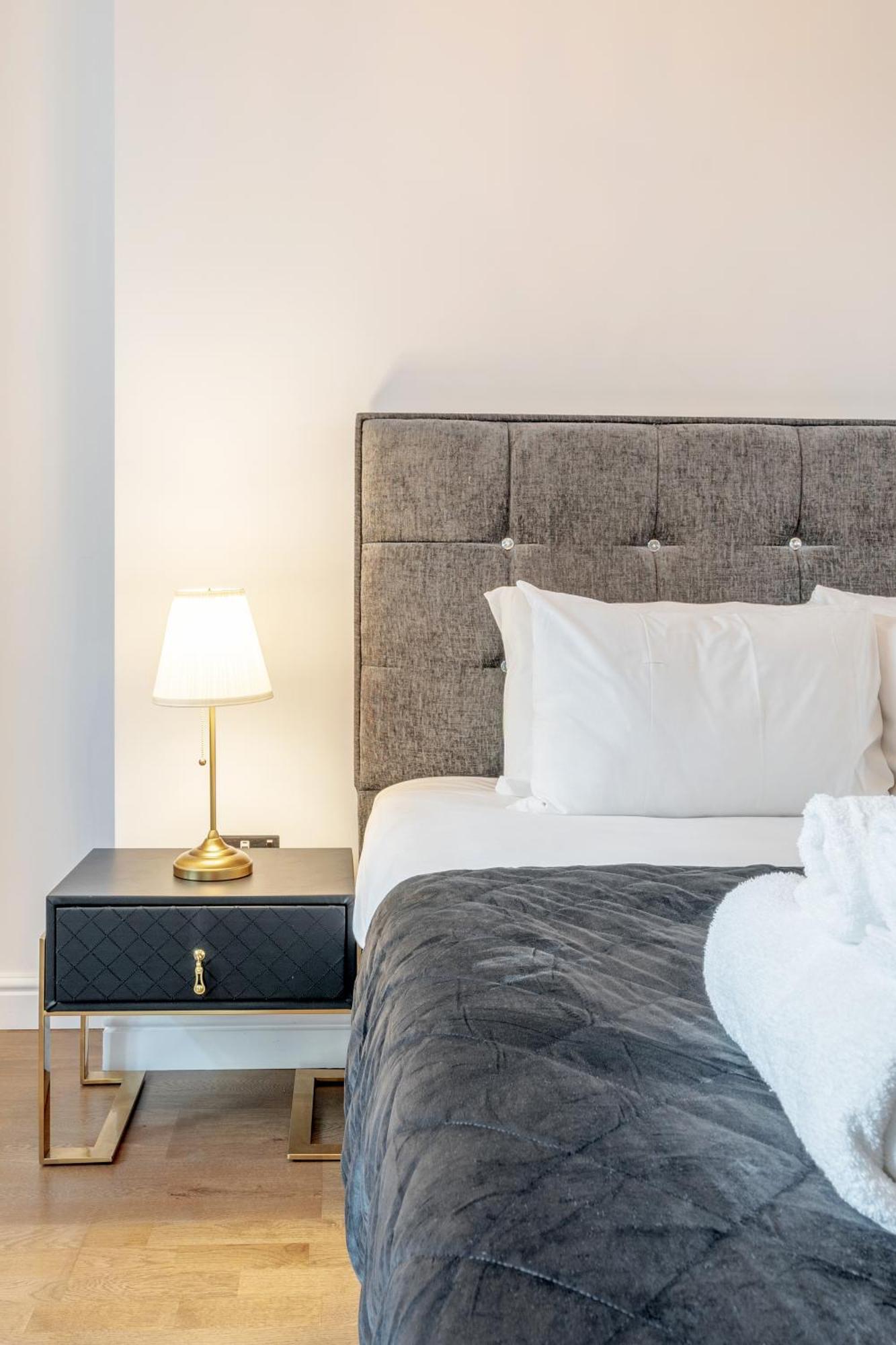 Maida Vale Gem By Little Venice With Stunning Garden Apartment London