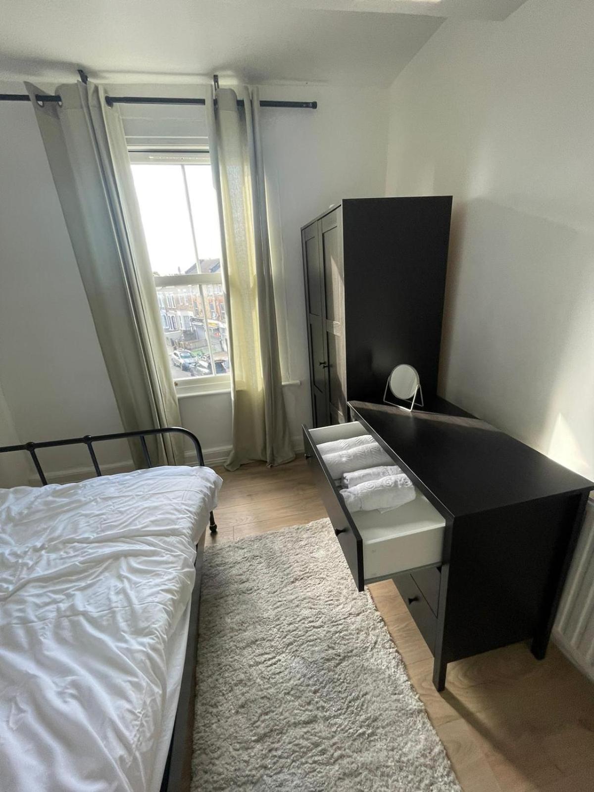 Islington Homestay