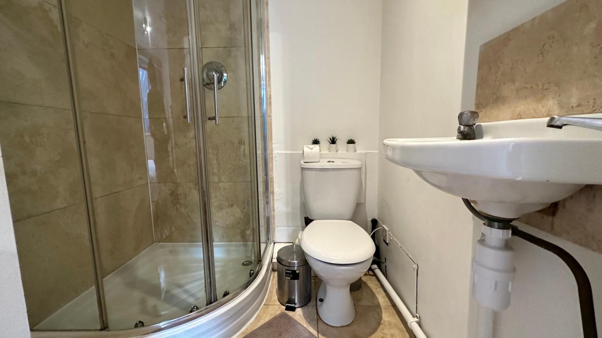 Apartamento Economic Hotel-like Room, En-suite Sheperds Bush *