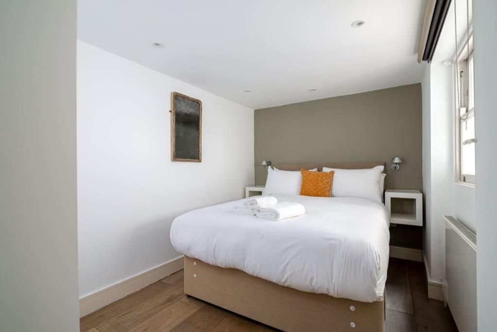 Elegant Near Portobello Road Market Apartment *