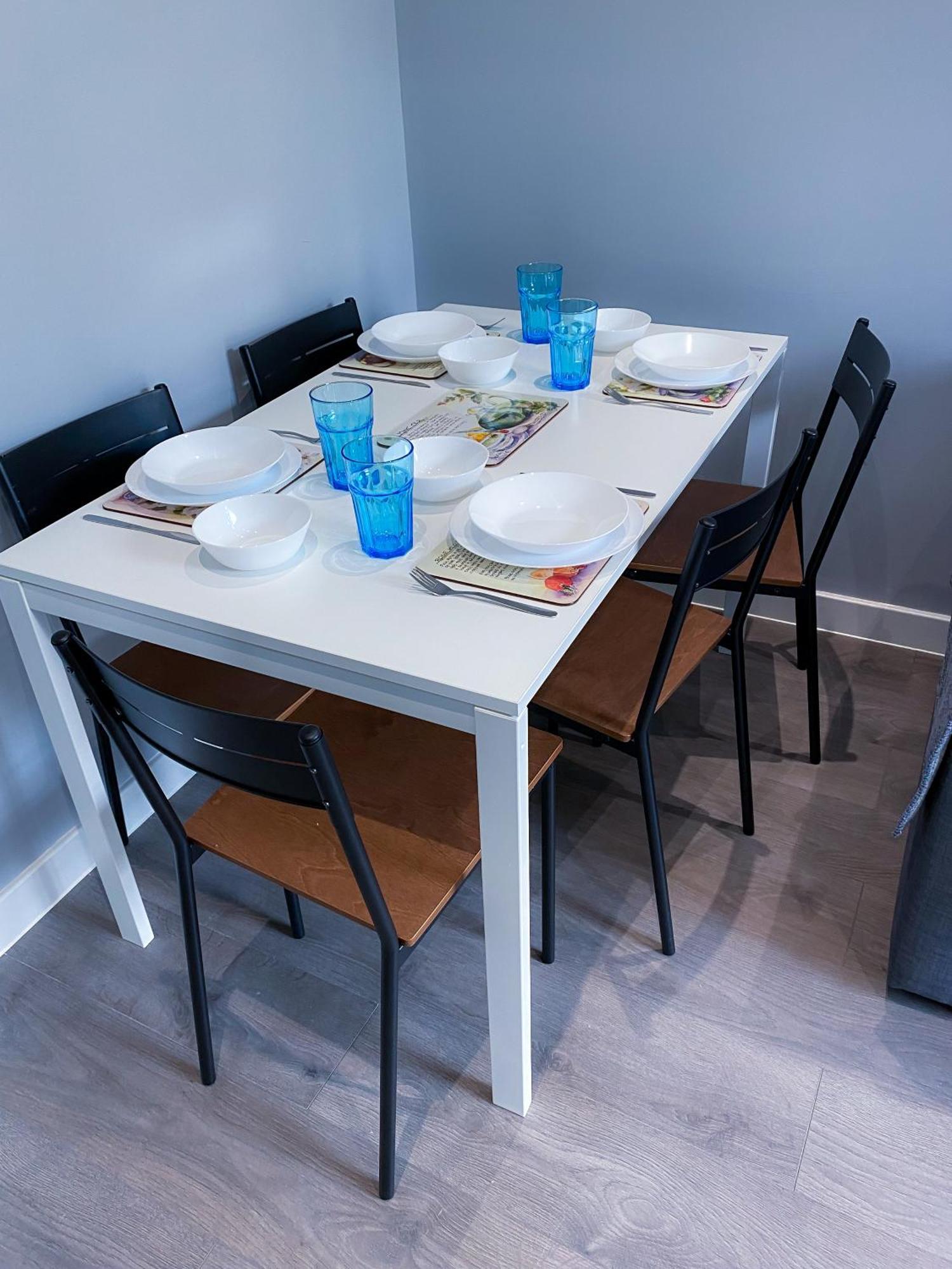 Modern 1 Bedroom Flat In Wood * London