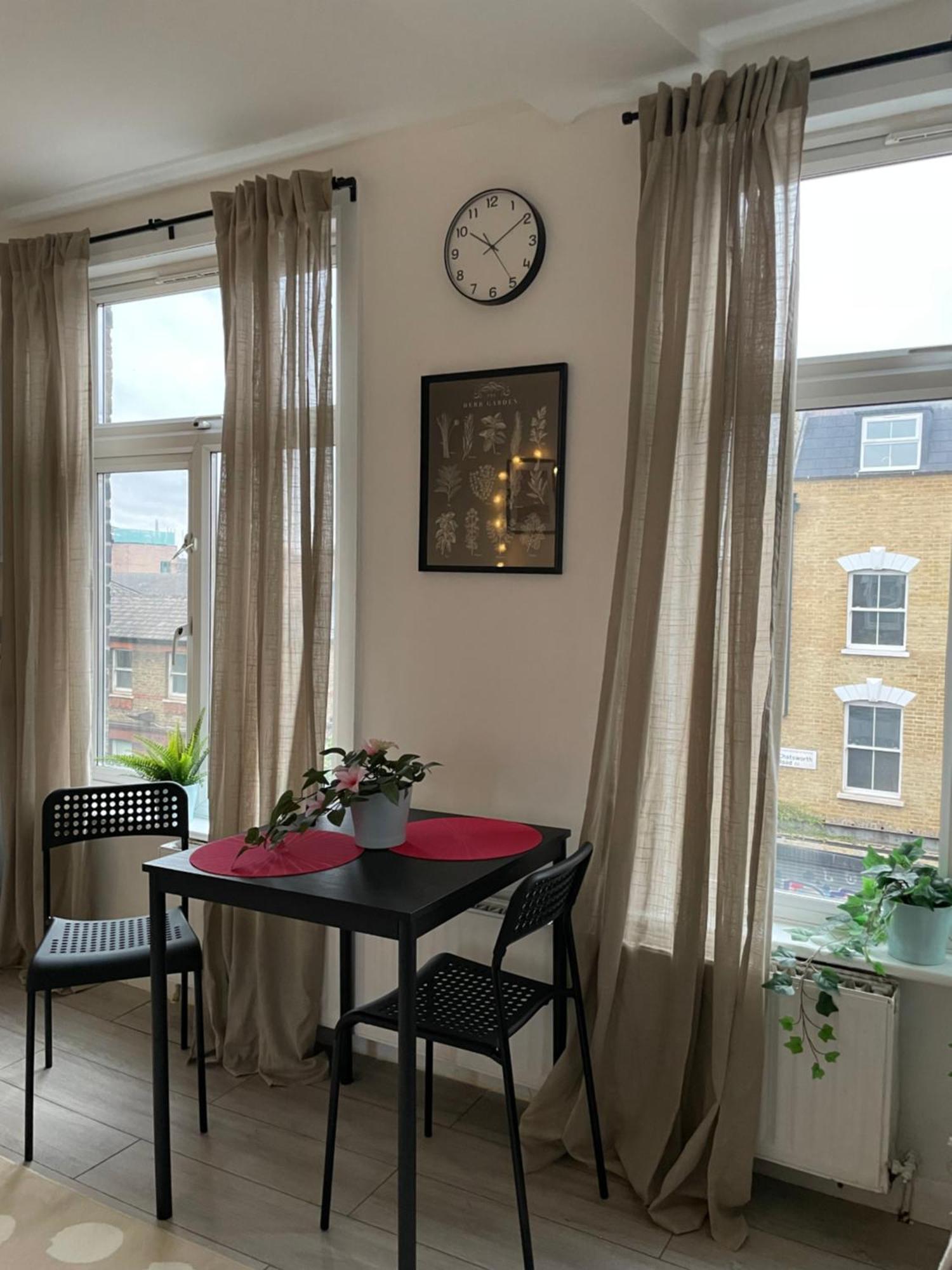Apartment Luminous Family Flat London