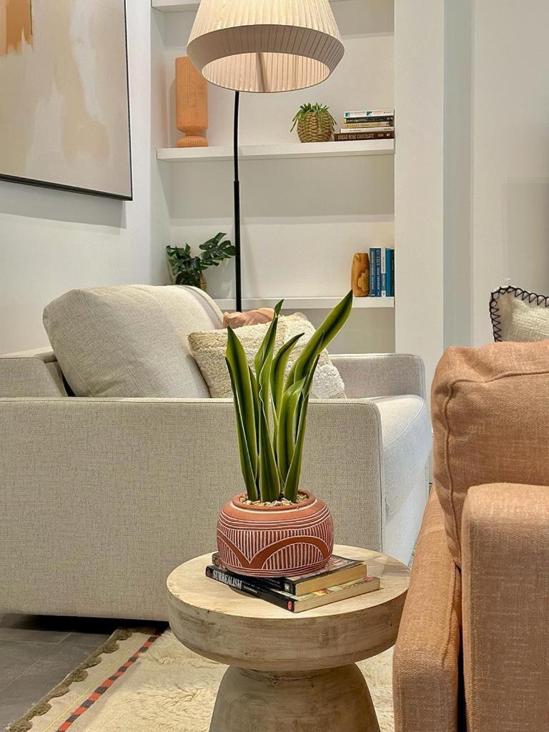 Apartment Gorgeous Newly Refurbished 2 Bedroom In London