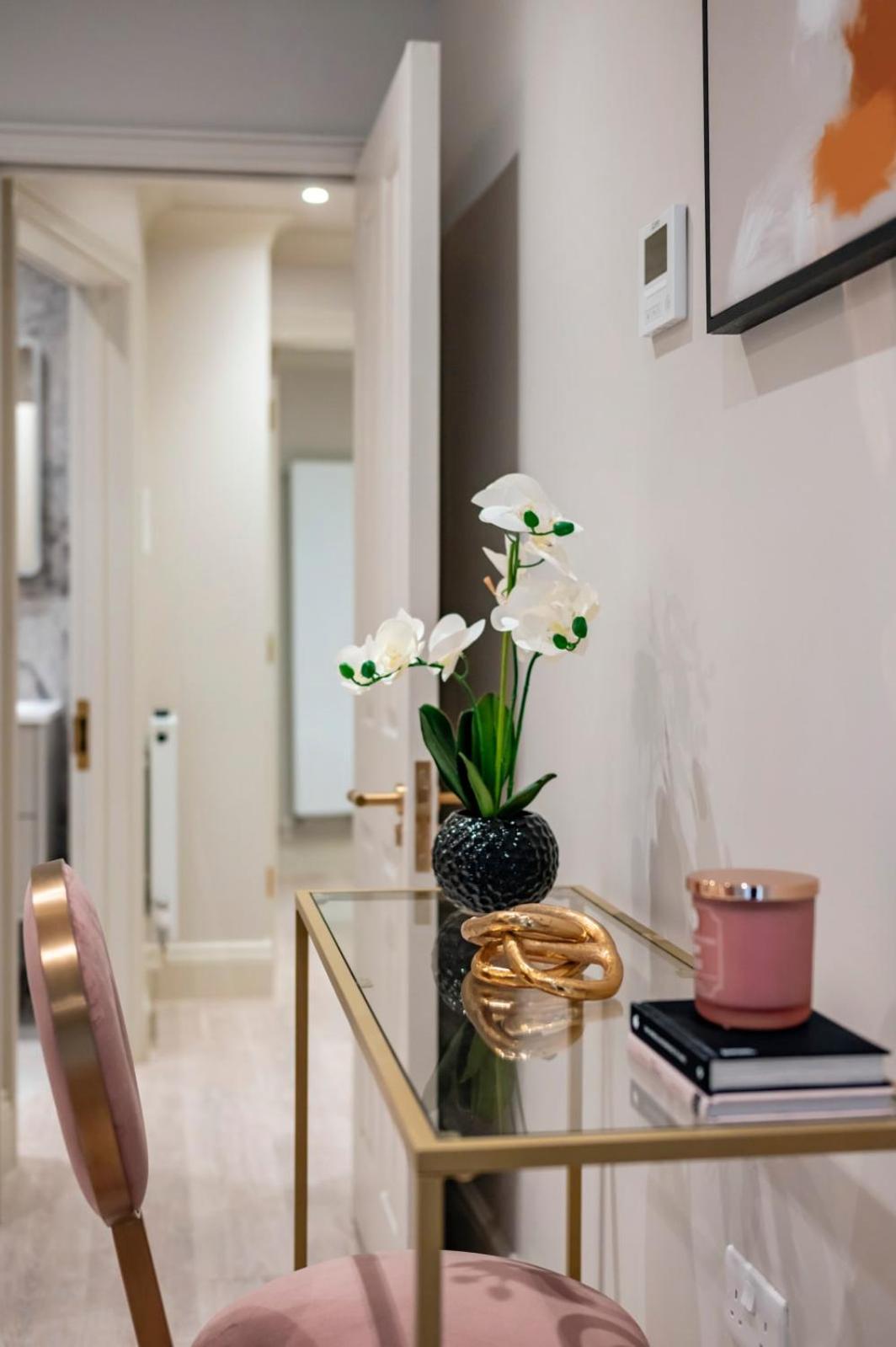 Marble Arch 1-hosted By Sweetstay Apartment