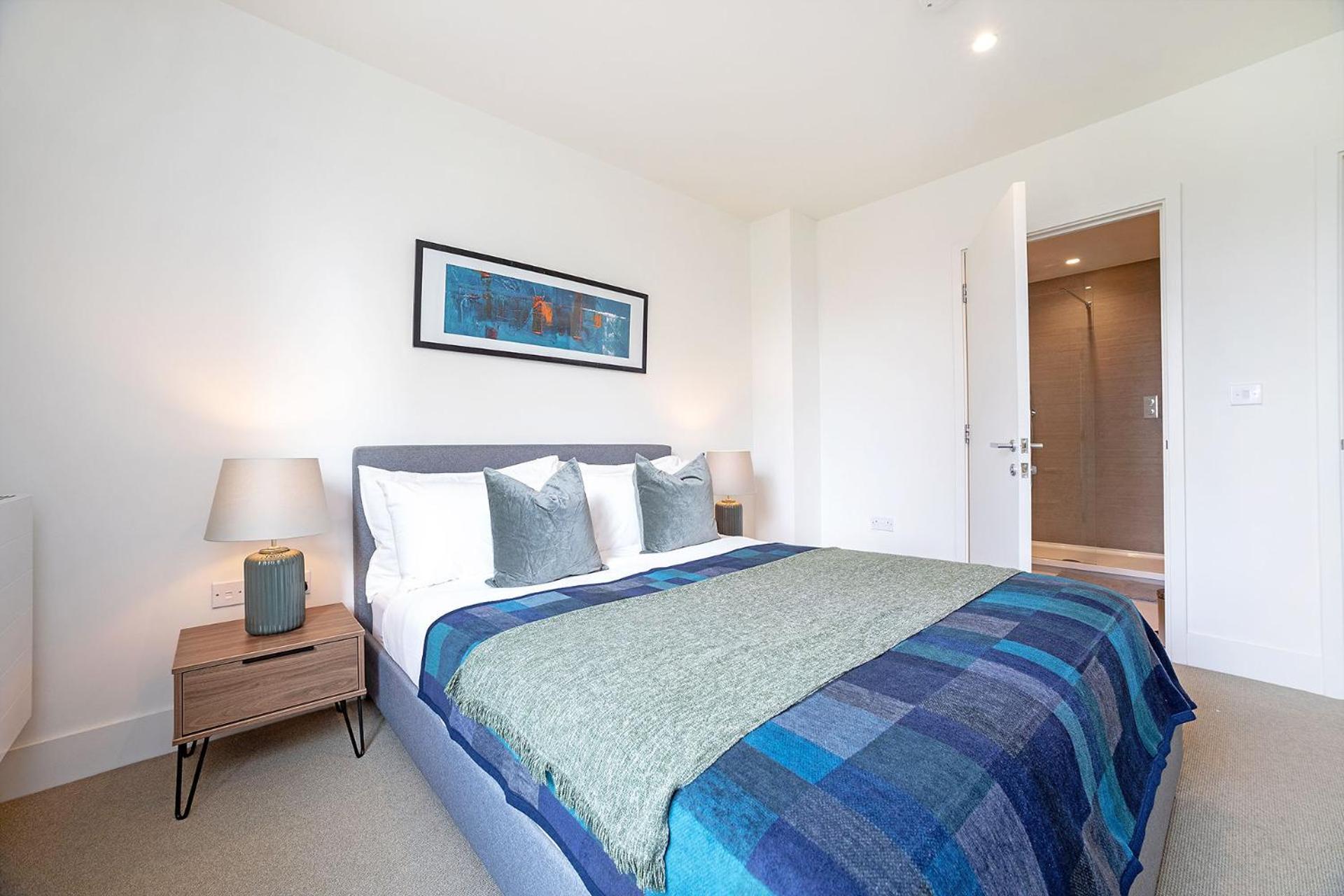 Modern, Stylish, Canalside Penthouse Next To Wembley Stadium! London