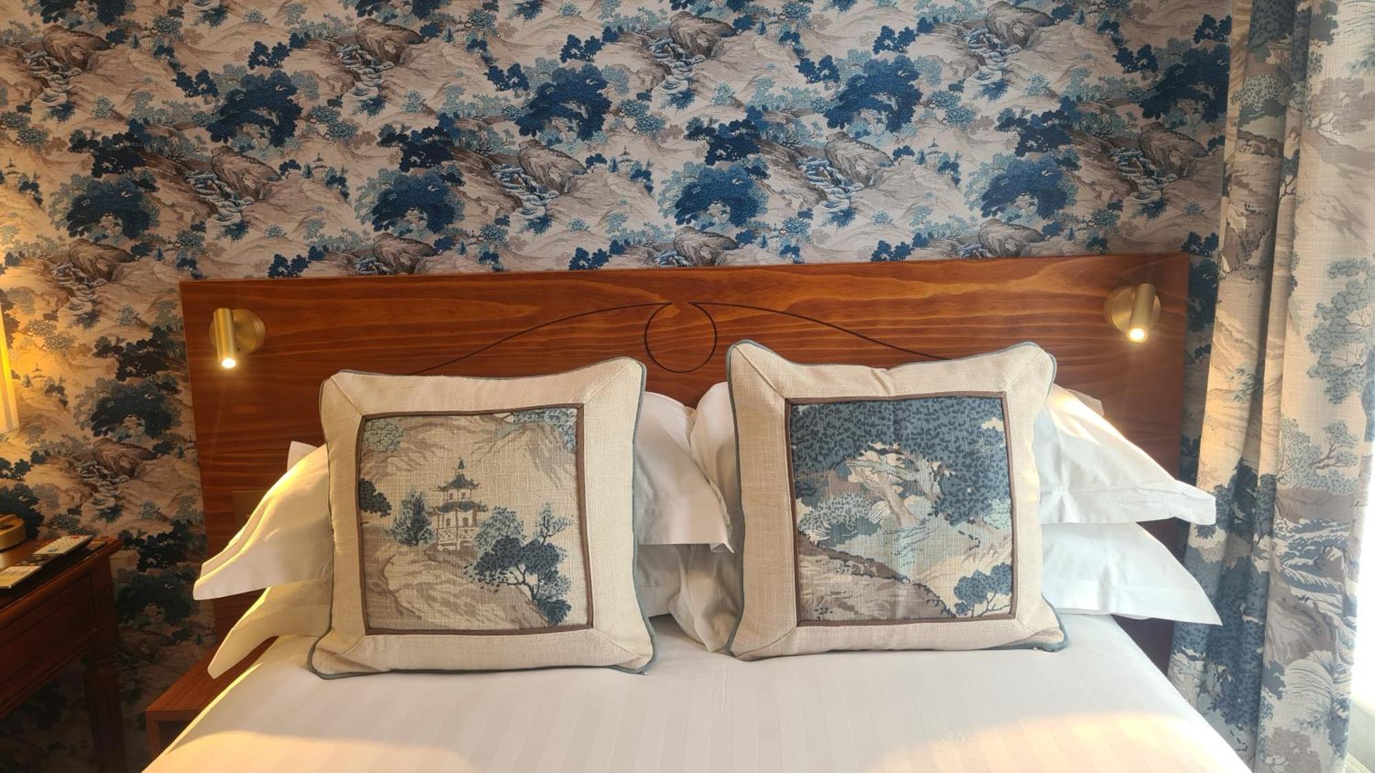 London Lodge Hotel 3*