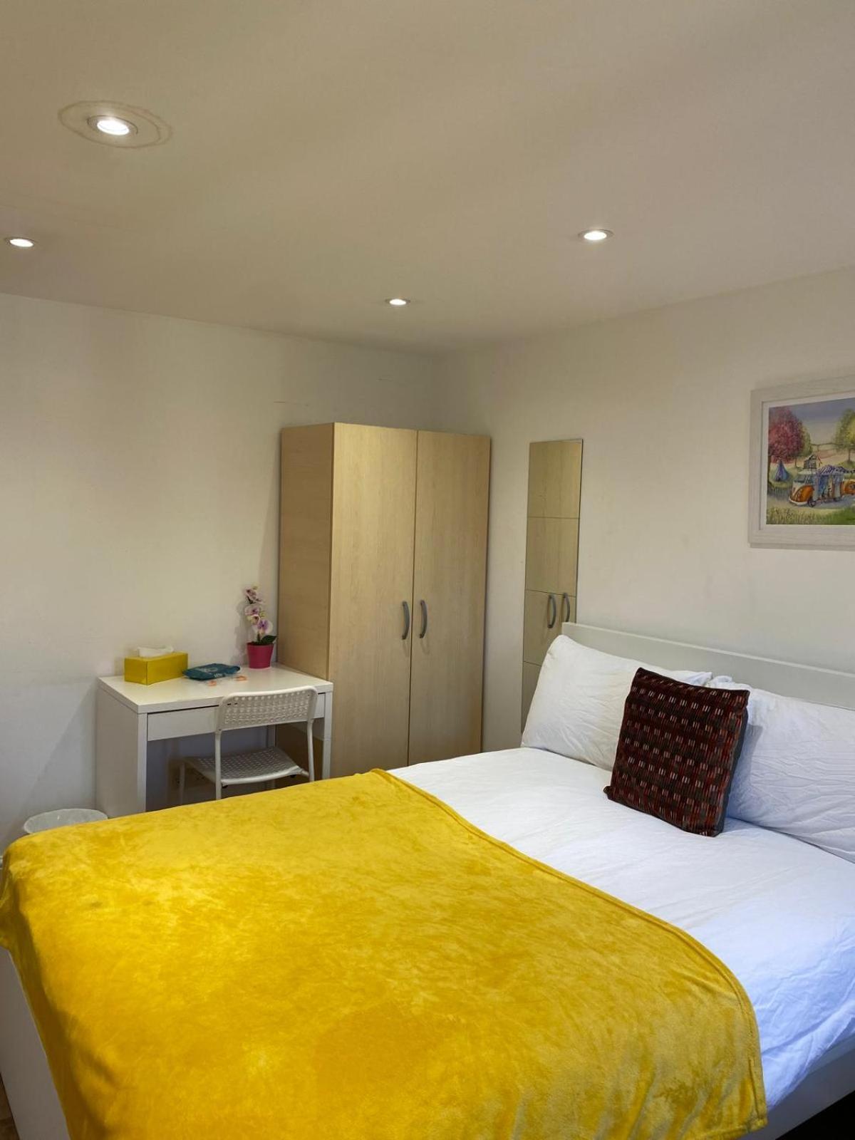 Comfy Bedrooms Near Euston Station - 1 Exmouth Homestay *