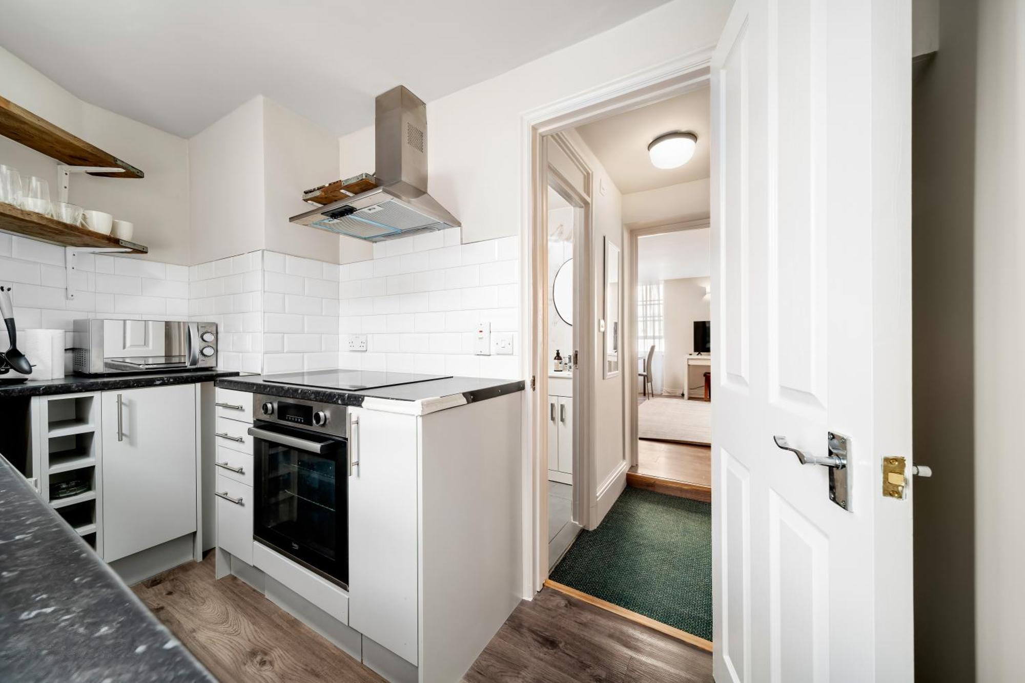 Fitzrovia Modern Apartment *