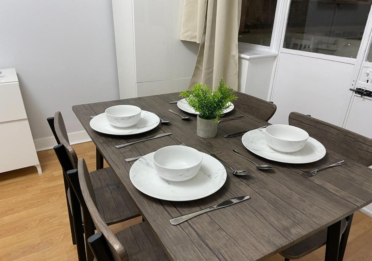 Apartment Beautiful Near Paddington - Sleeps 8 *