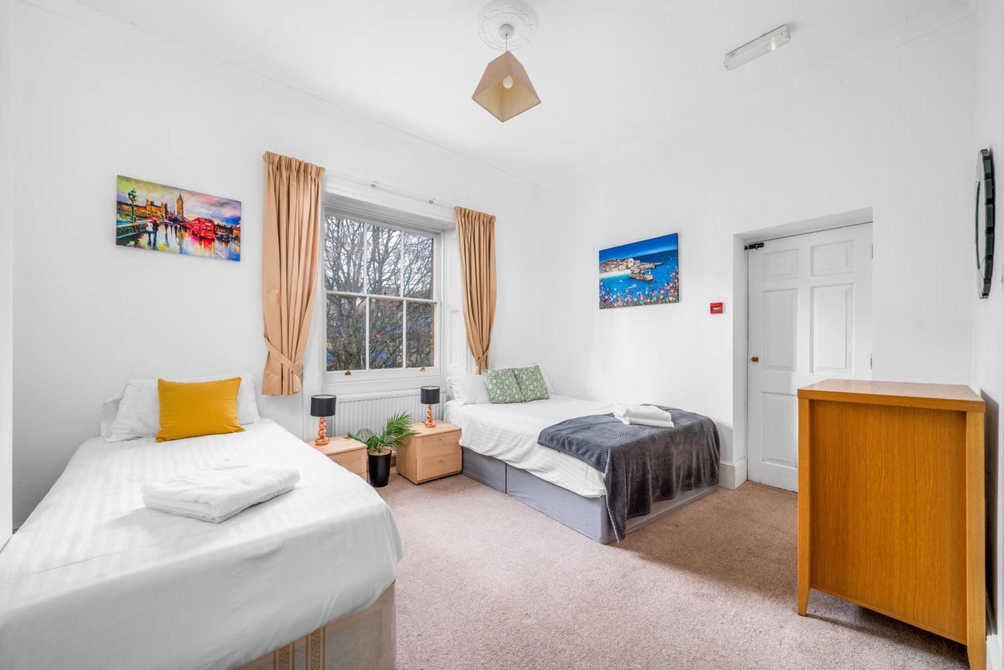 Comfort And Space In Canary Wharf With Easy Access To Excel, O2 Arena And Airport