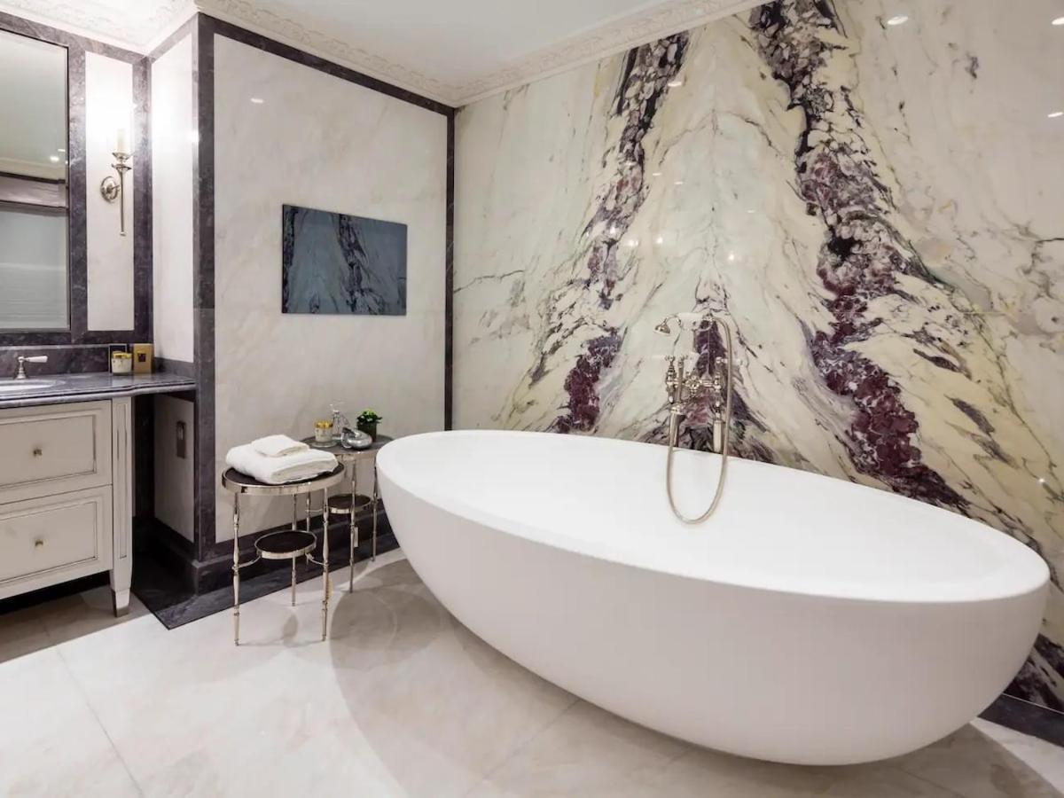 Apartment Exquisite 5br With Outdoor Terrace, Mayfair