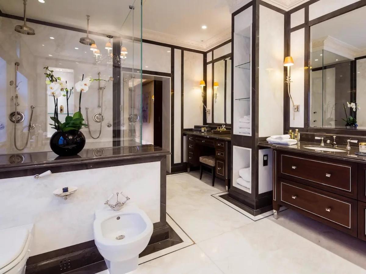 Exquisite 5br With Outdoor Terrace, Mayfair