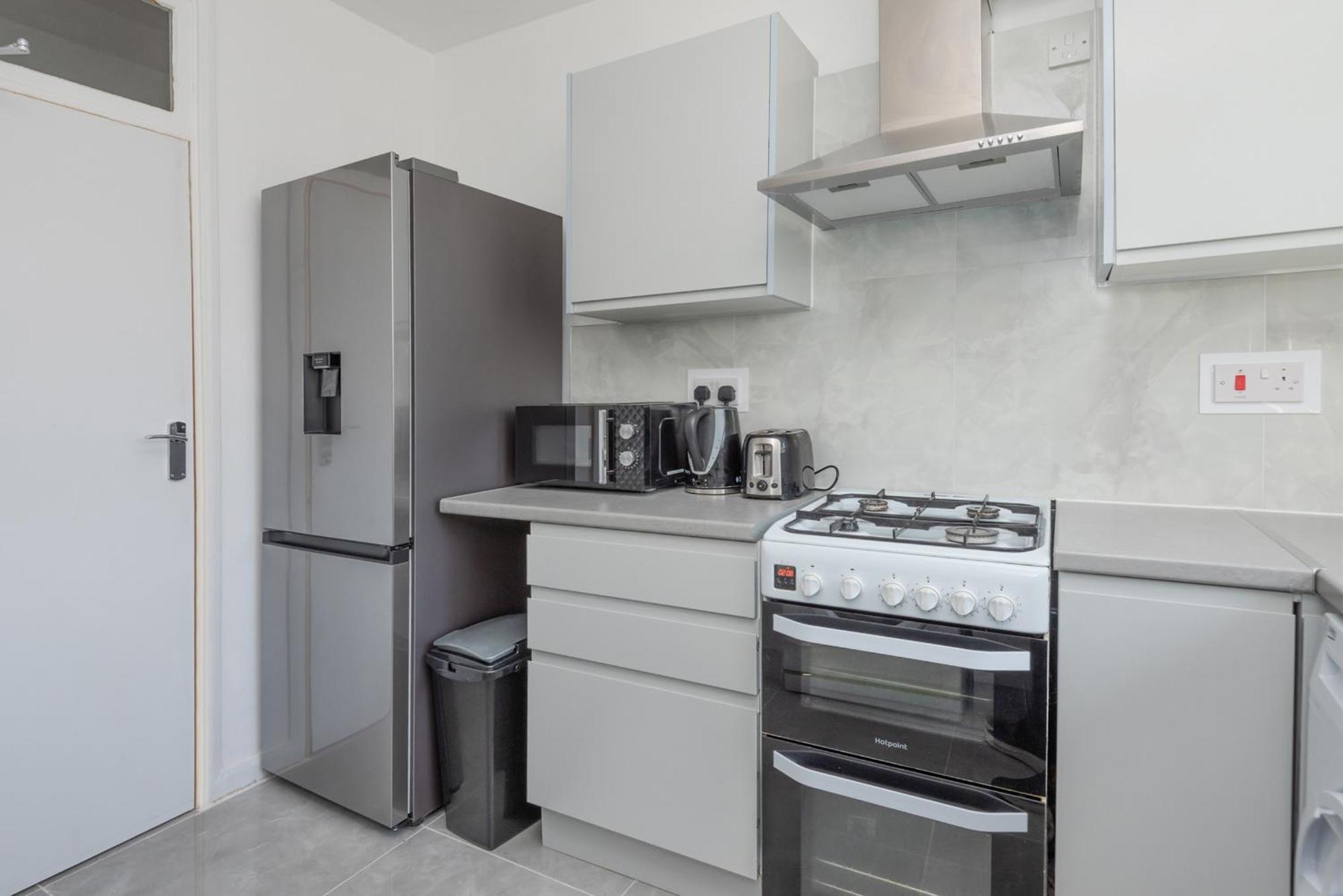 Cosy 4 Bed Near Greenwich Fast & Easy To *