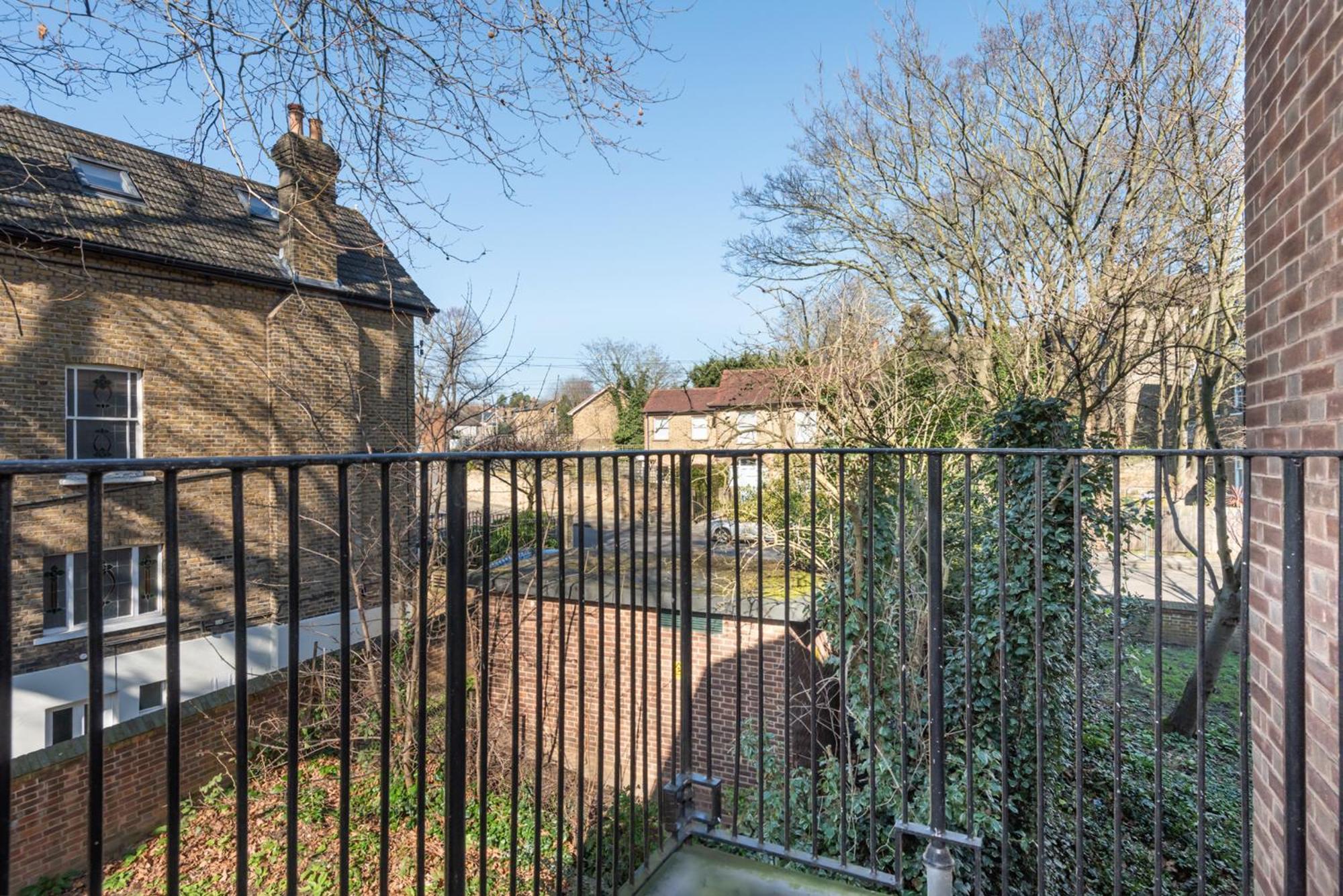 Cosy 4 Bed Near Greenwich Fast & Easy To Apartment *
