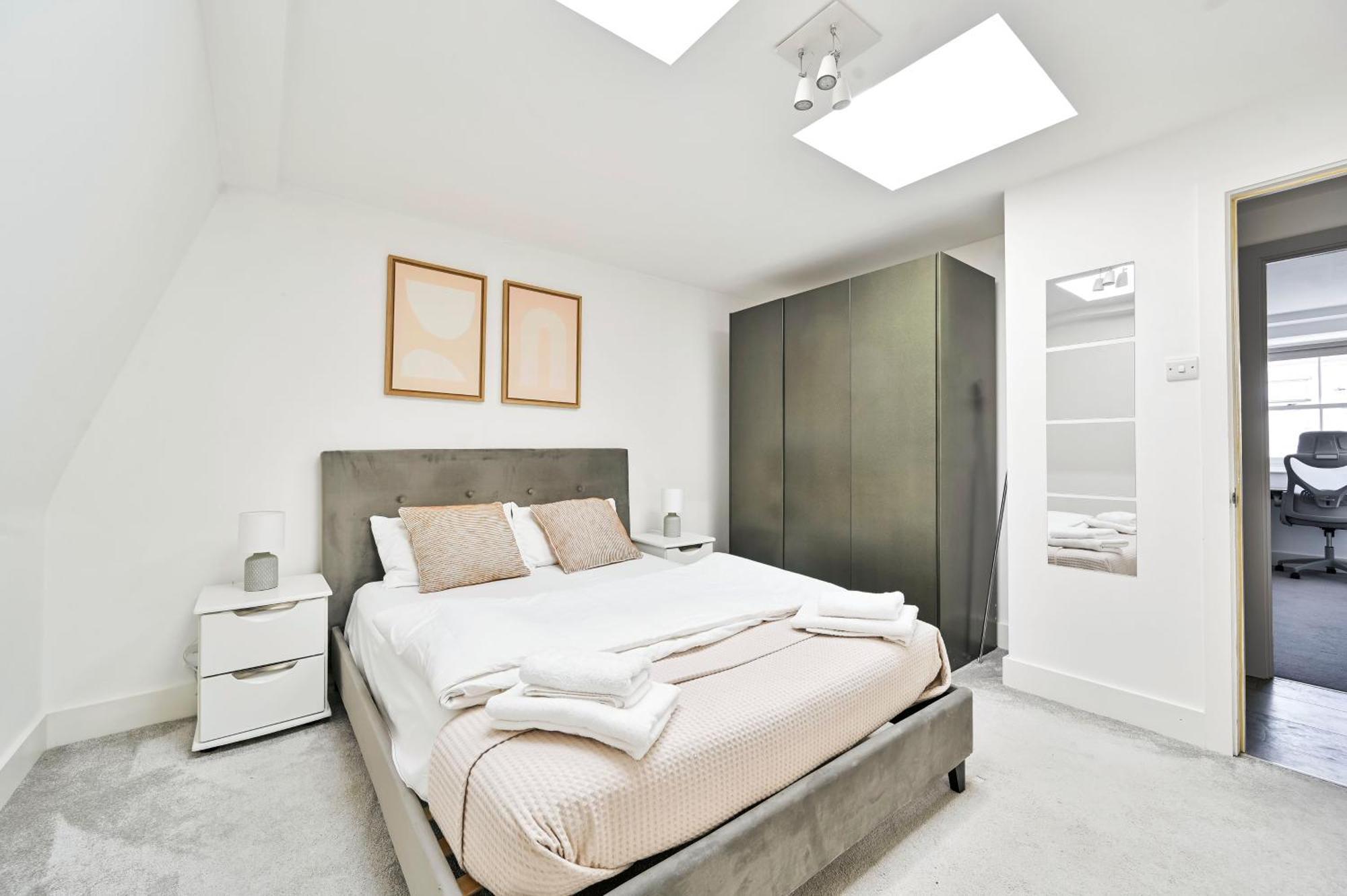 Farringdon Comfortable 3 Bed Apartment London