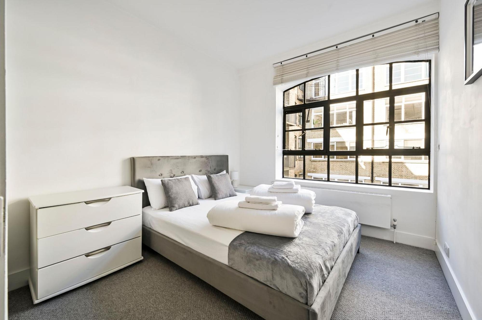 Farringdon Comfortable 3 Bed *