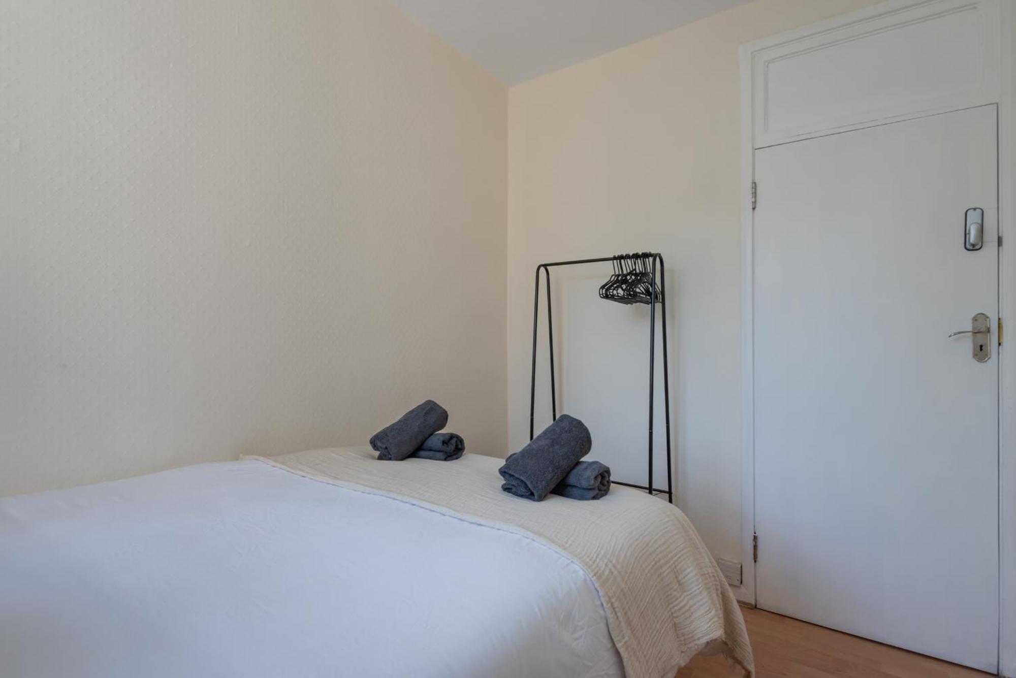 Cosy 4 Bed Near Greenwich Fast & Easy To *