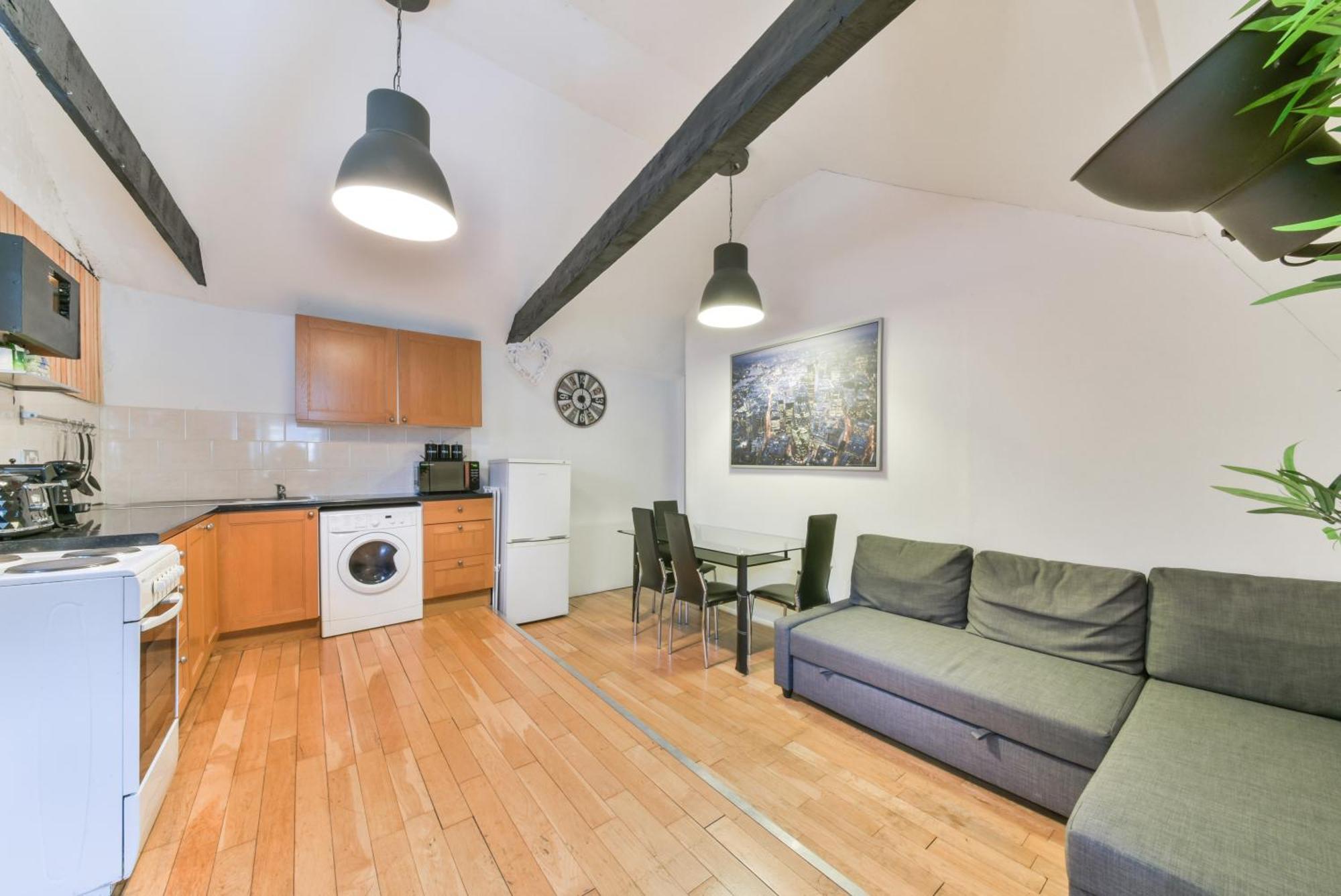 Hatton Gardens - 2 Bedroom Family Apartment