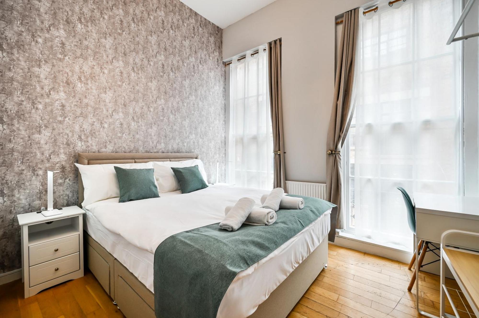 Apartment Hatton Gardens - 2 Bedroom Family London