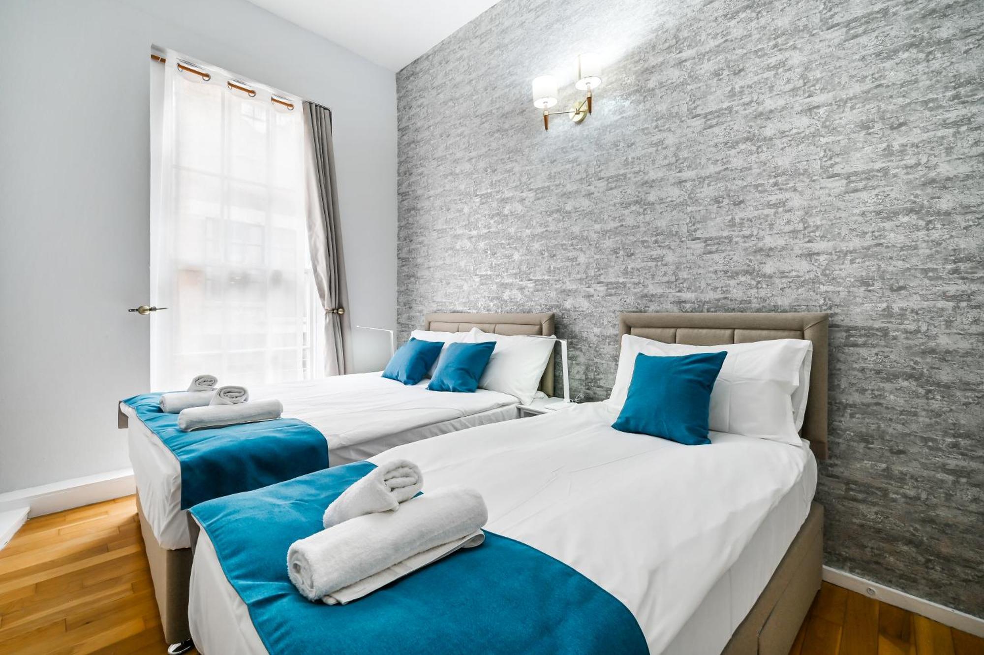 Hatton Gardens - 2 Bedroom Family Apartment