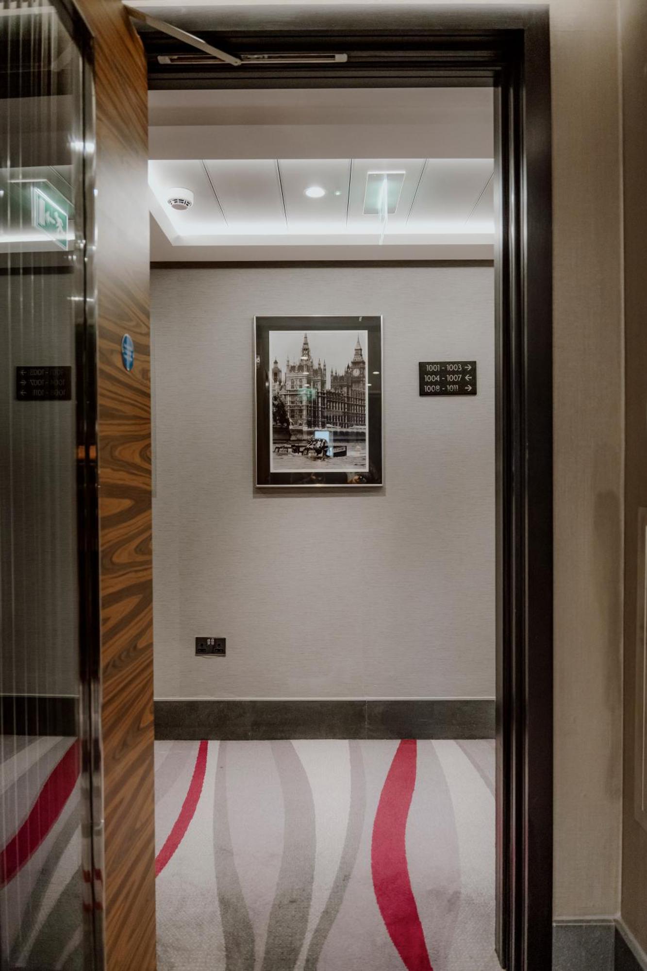 Hyatt Regency Embankment 4*