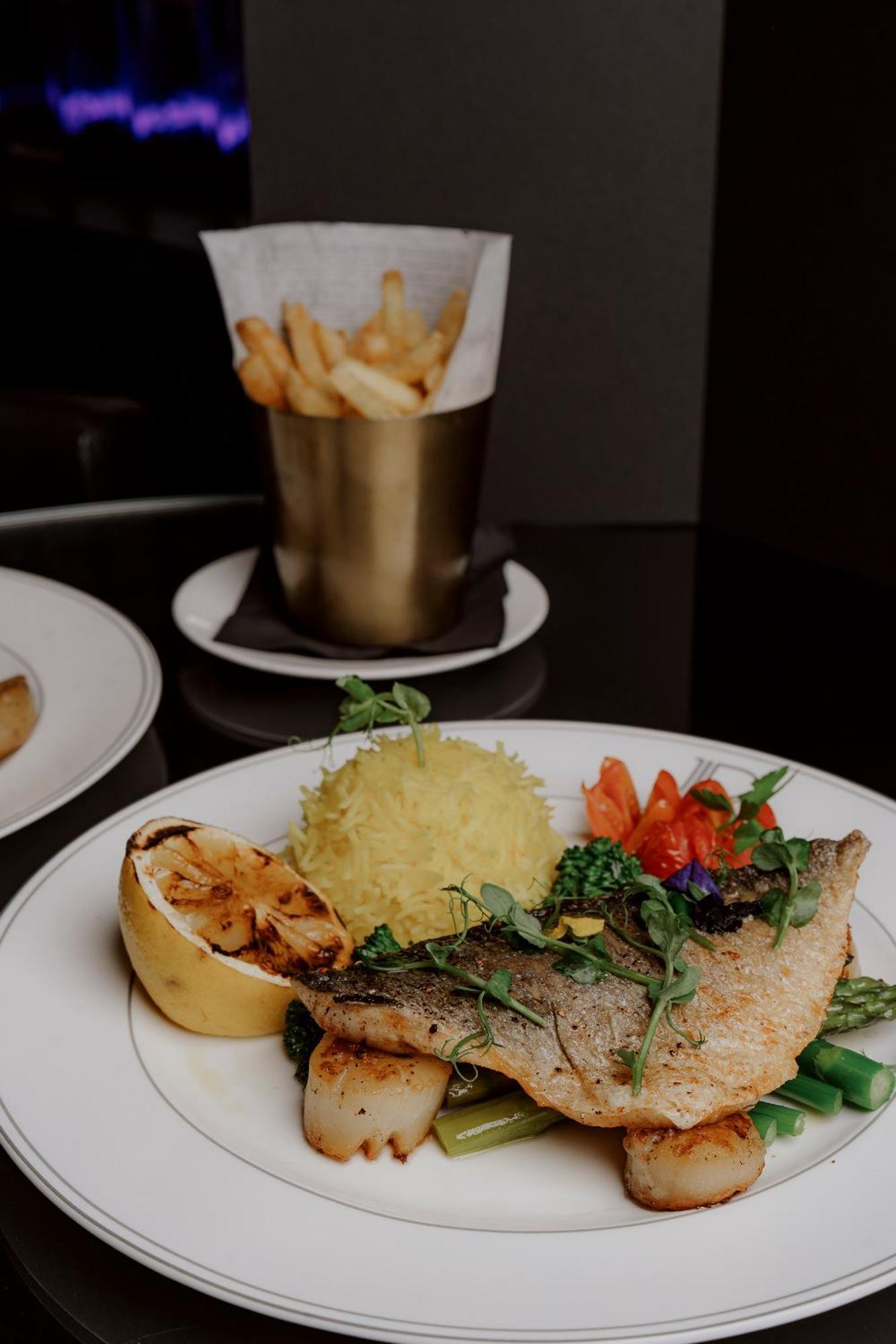 Hyatt Regency Embankment Hotel 4*