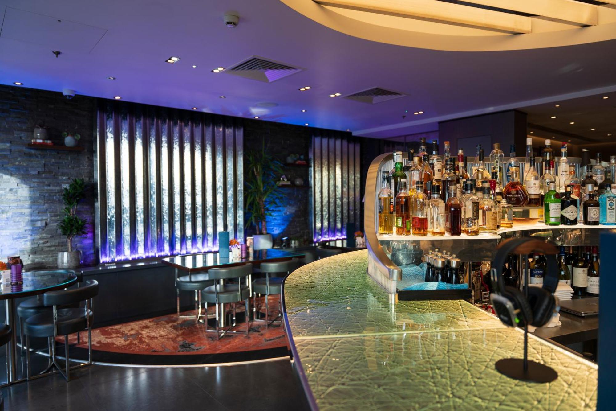 Hyatt Regency Embankment 4*