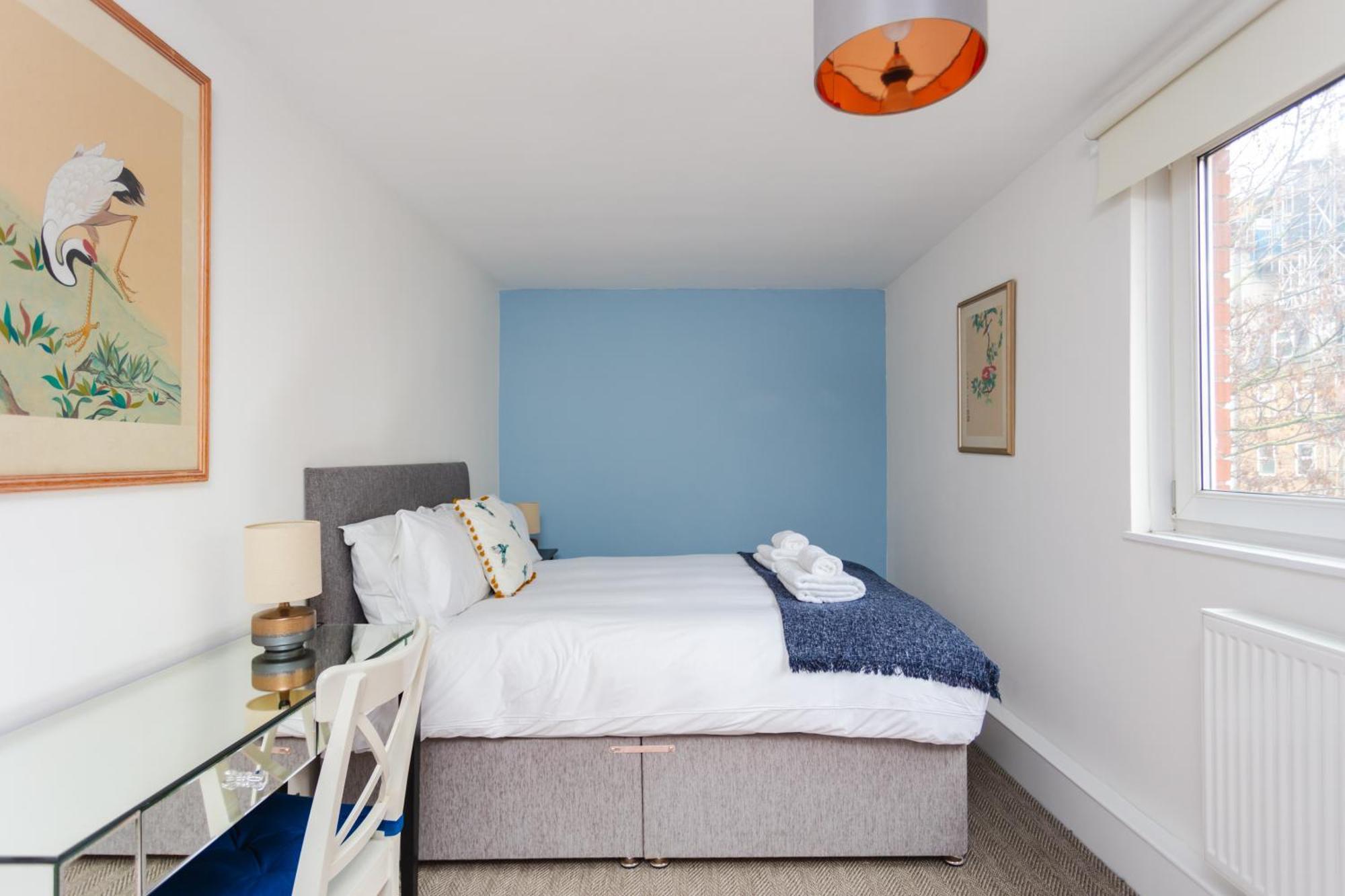 Spacious 3 Bedroom In Old Street Londres