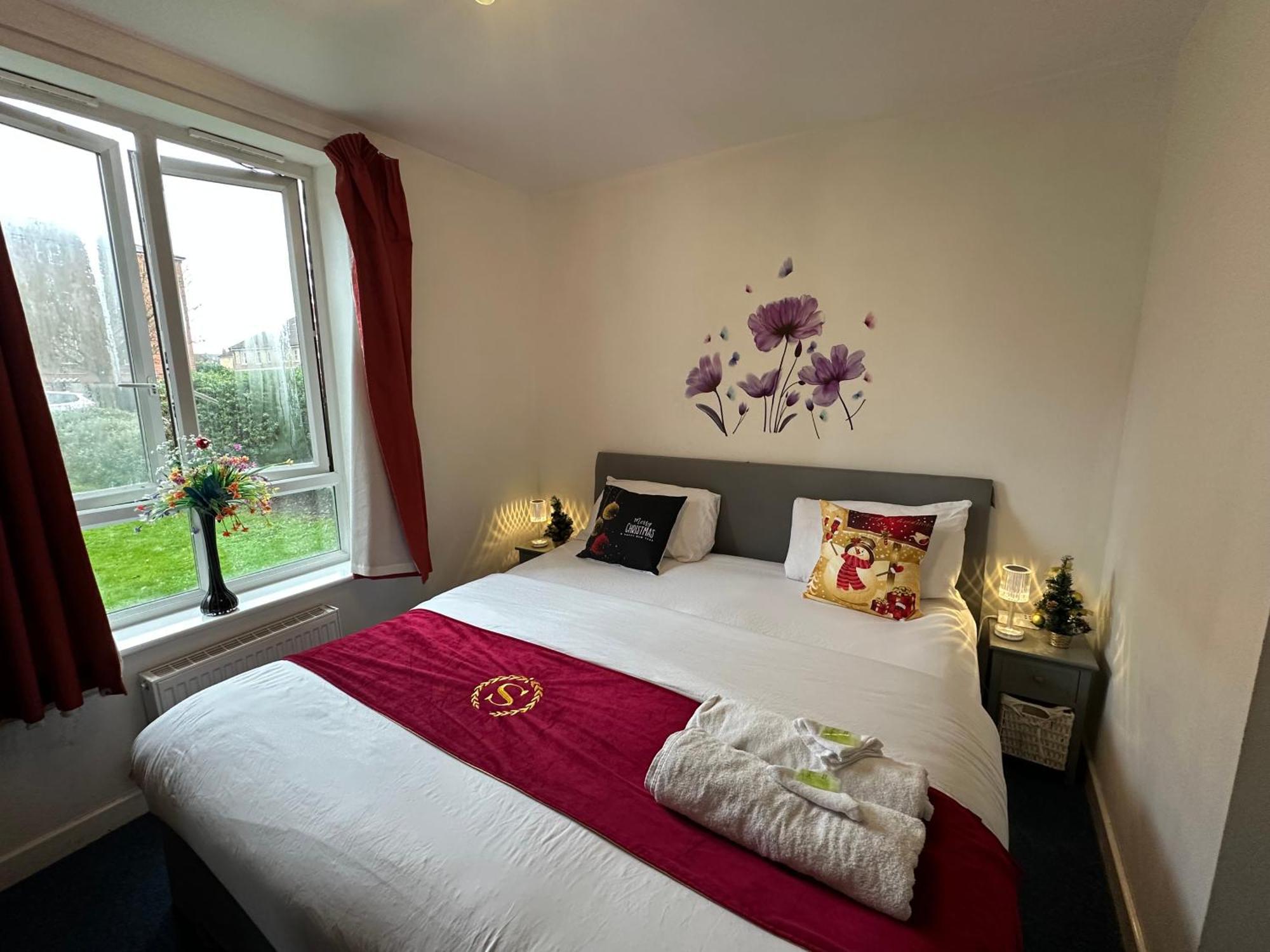 Apartment: 2-bed Oasis With Rapid Transit Access