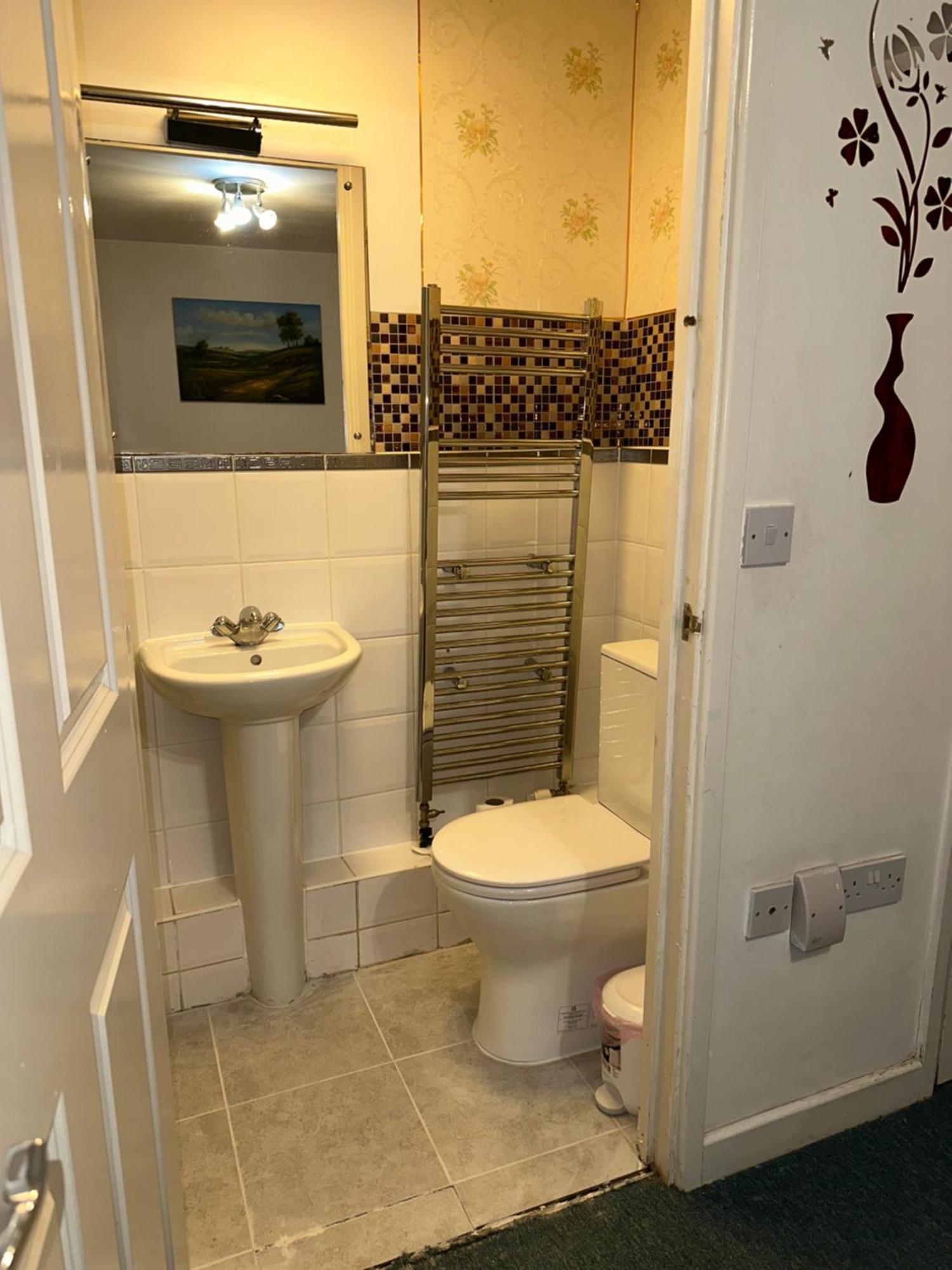 Apartment Apartment: 2-bed Oasis With Rapid Transit Access *