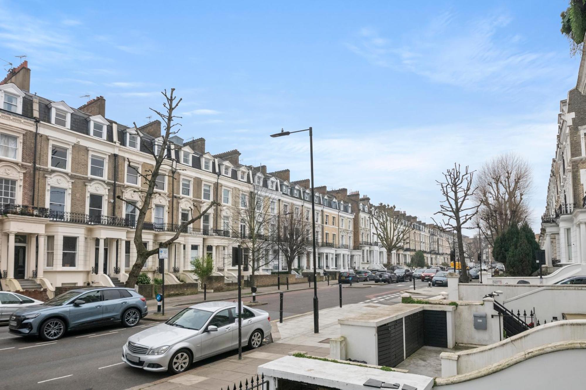 Sg, Elegant In Paddington * London