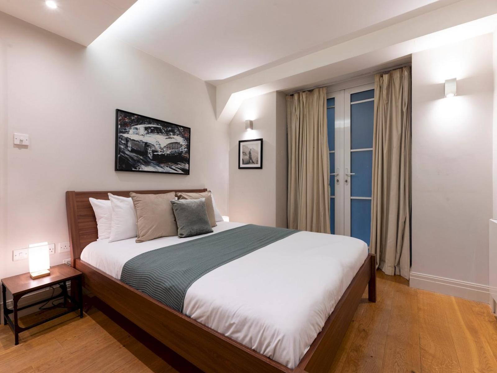 Pass The Keys Spacious 2-bedroom Flat In The Heart Of Kensington *