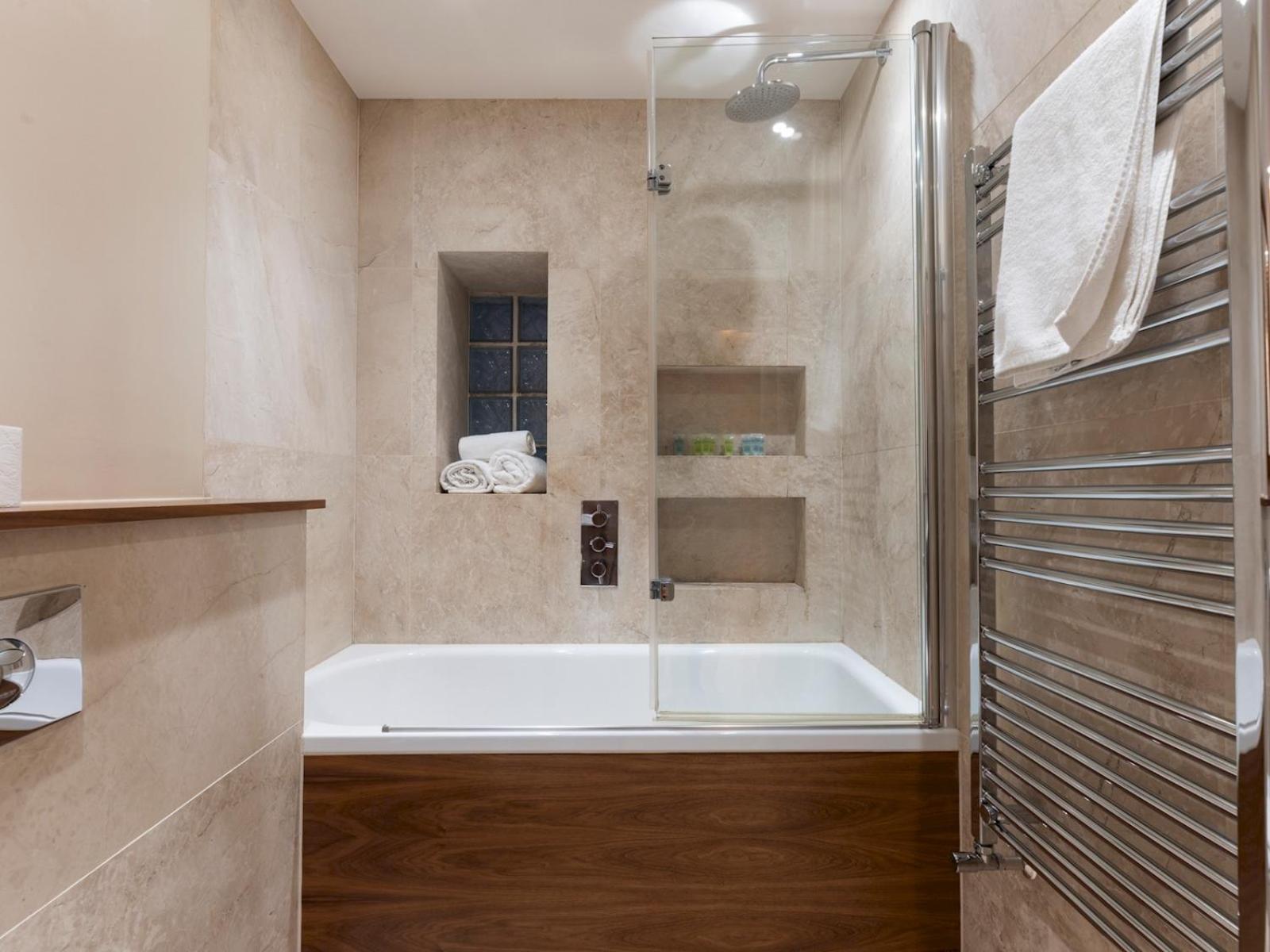 Apartment Pass The Keys Spacious 2-bedroom Flat In The Heart Of Kensington *