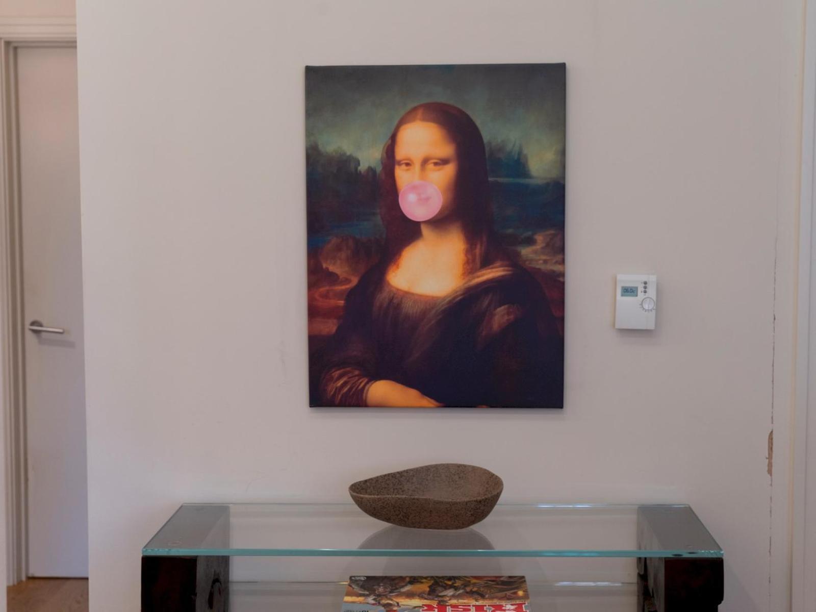 Pass The Keys Spacious 2-bedroom Flat In The Heart Of Kensington Apartment