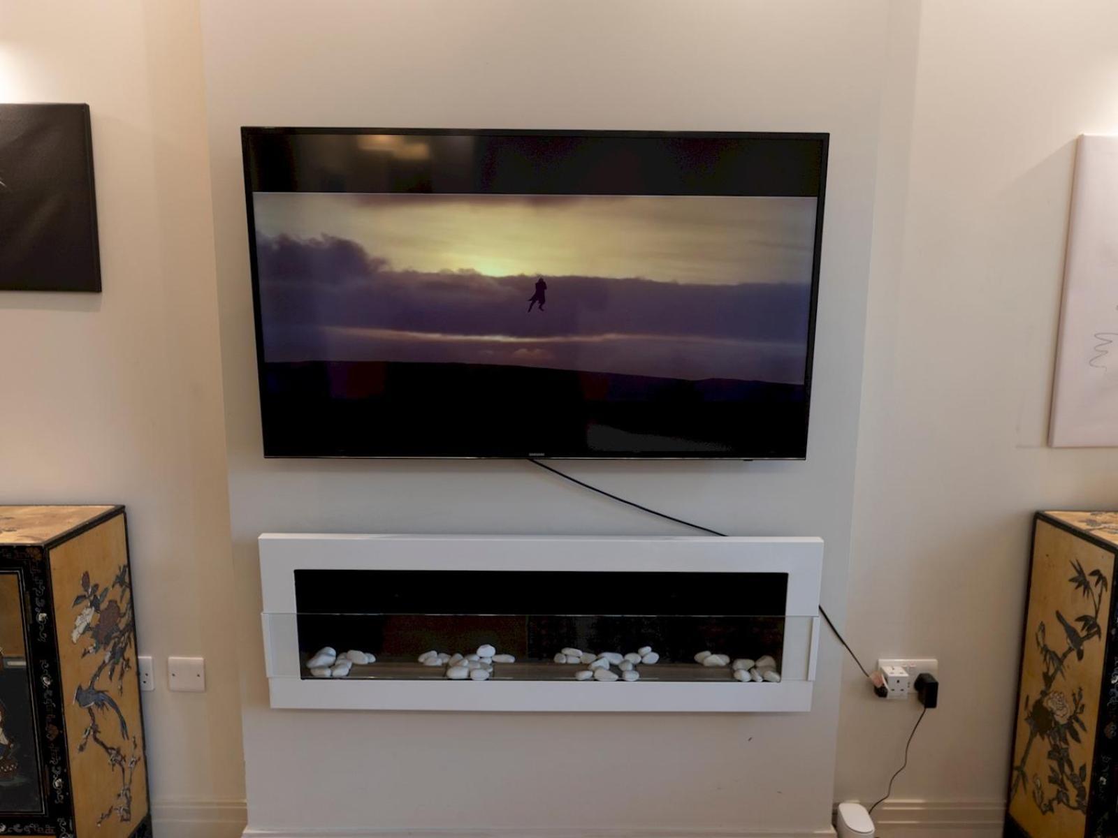 Pass The Keys Spacious 2-bedroom Flat In The Heart Of Kensington *