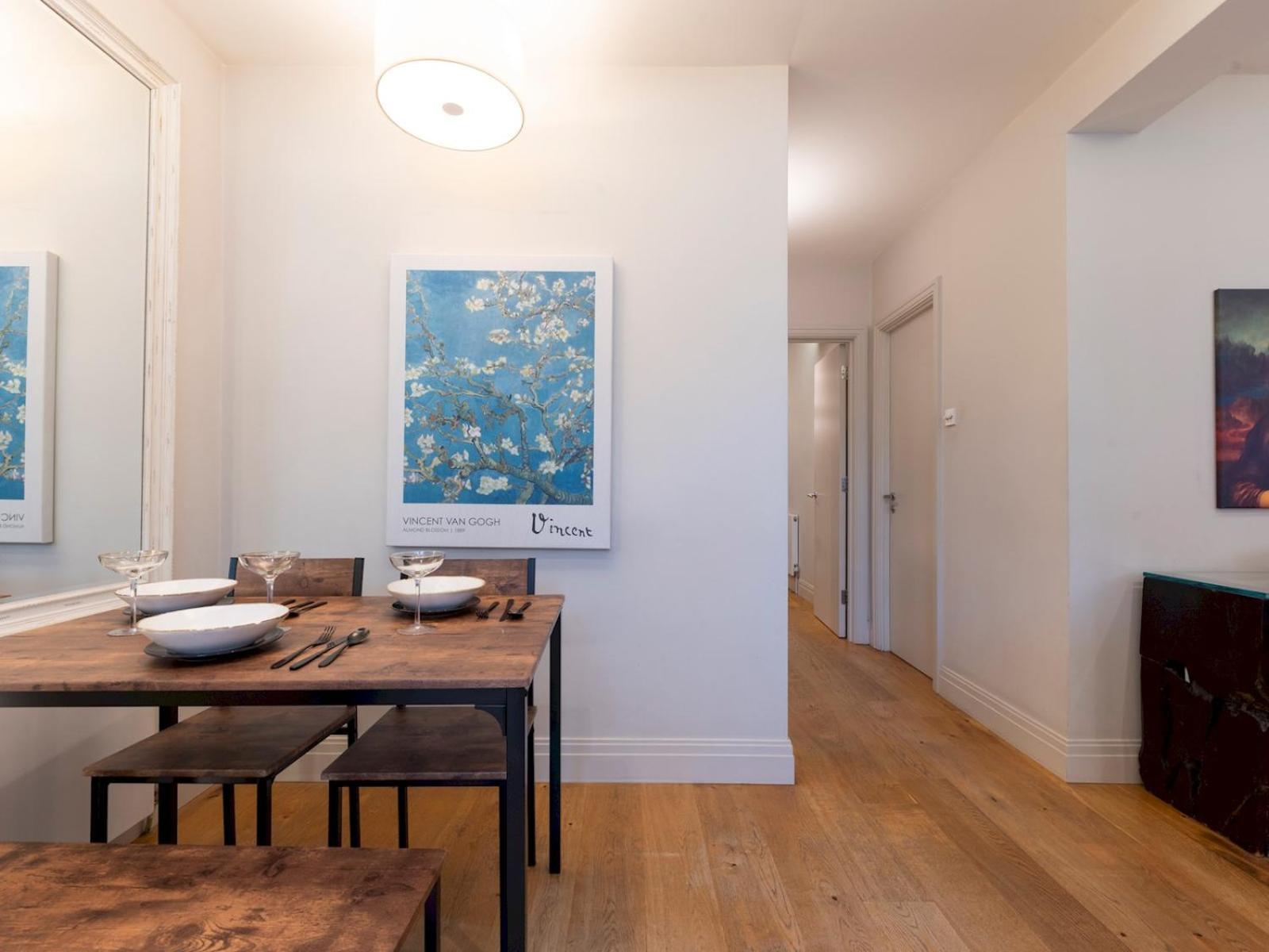 Pass The Keys Spacious 2-bedroom Flat In The Heart Of Kensington