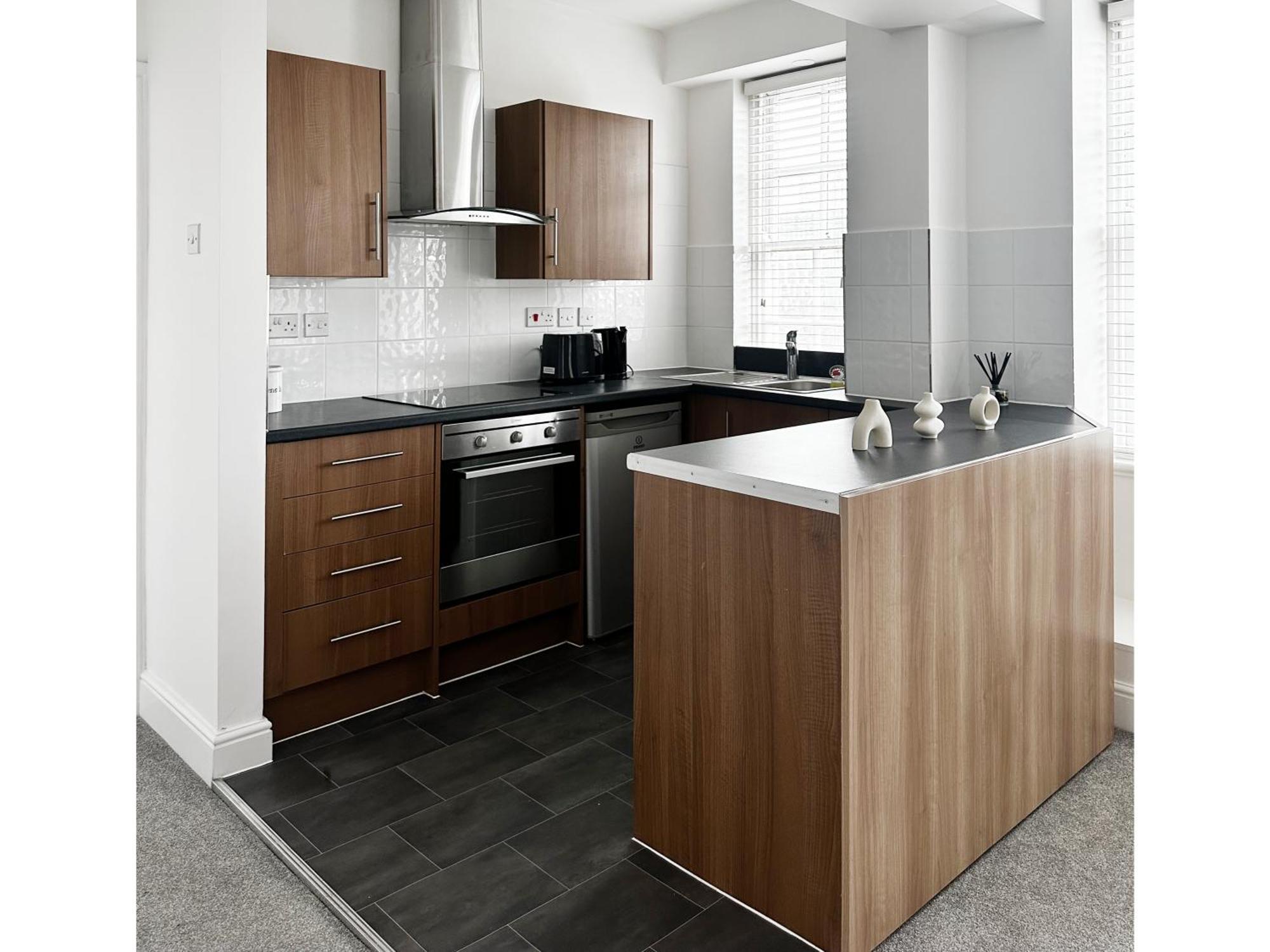 Riverside Modern One Bedroom Apartment